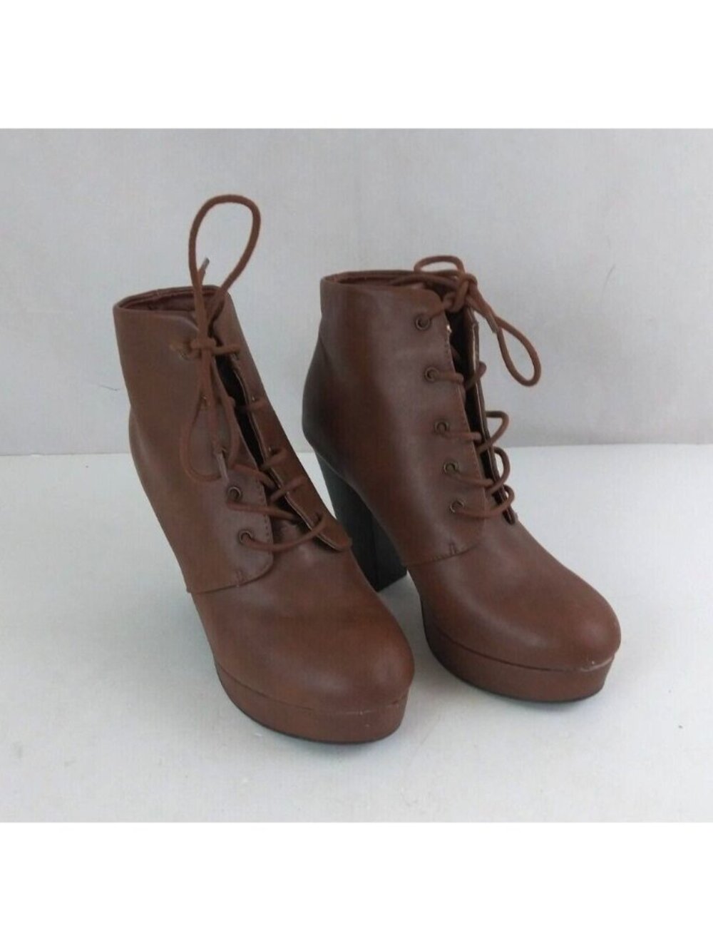 Charlotte Russe Women's Brown Lace-Up Leather Ankle Booties Boots Size 9